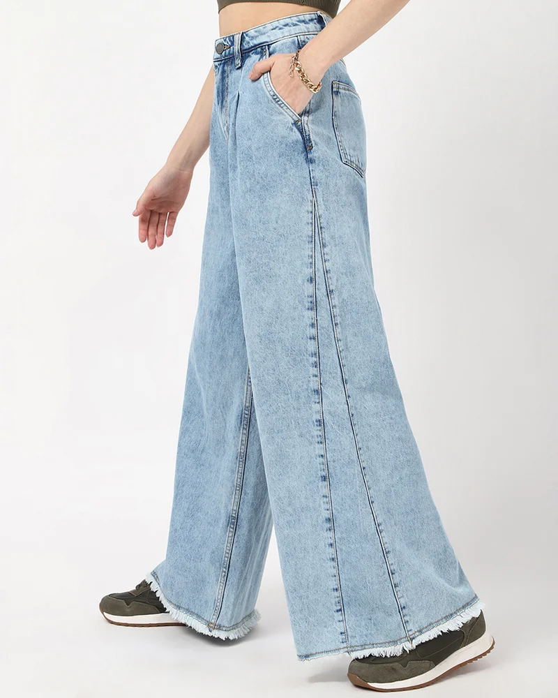 بيواكوف Women's Light Blue Washed Flared Korean Jeans